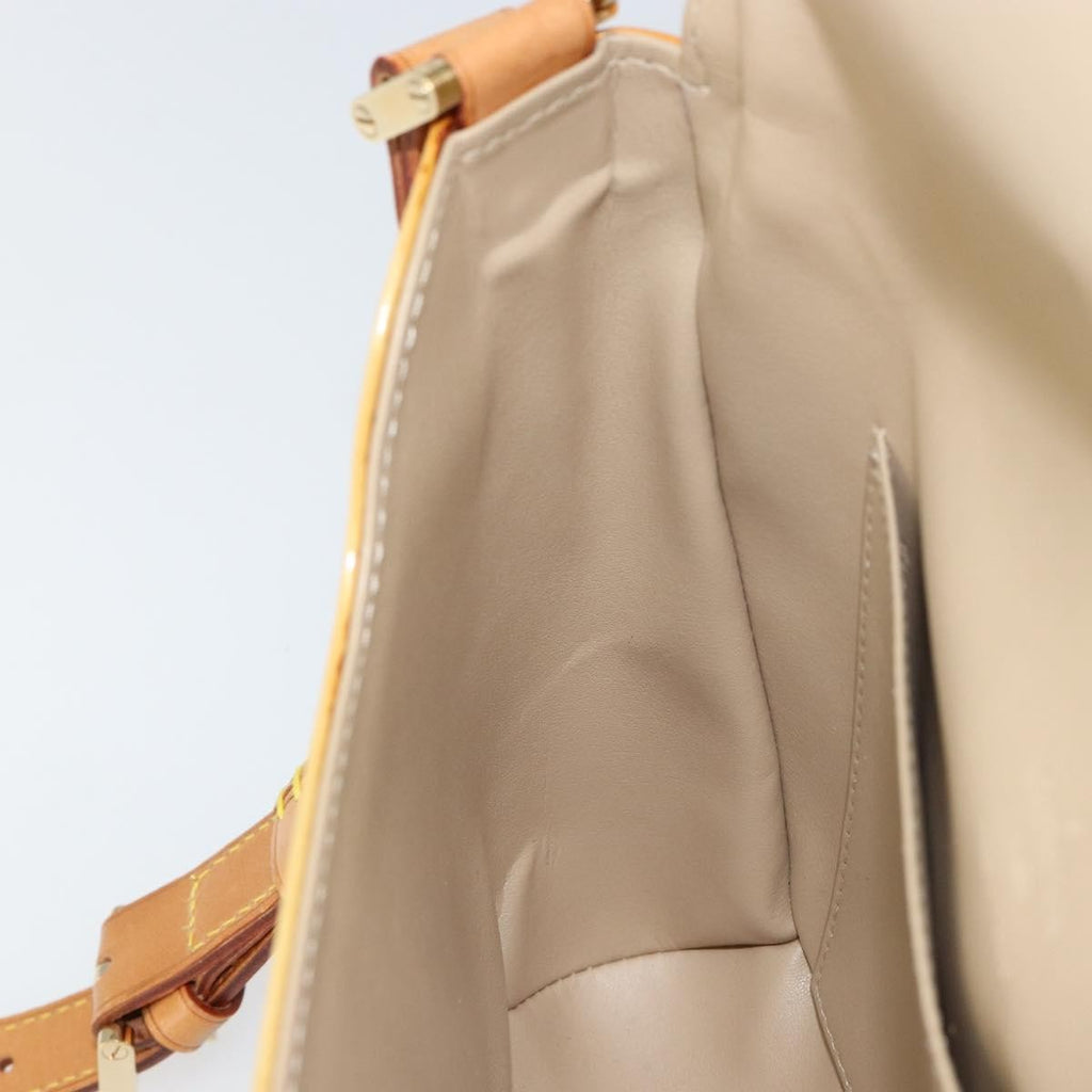 Louis Vuitton Thompson Street Handbag Monogram Vernis Beige Patent_Leather Shoulder Bag