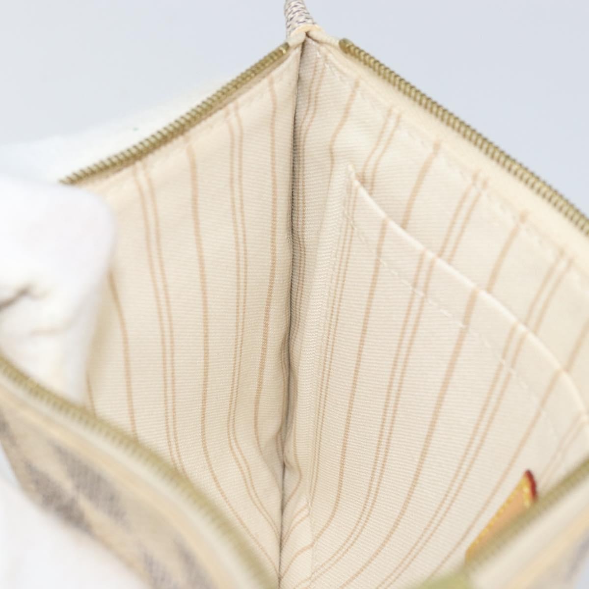 Louis Vuitton Neverfull Pochette Damier White Canvas Clutche & Pouche Bag