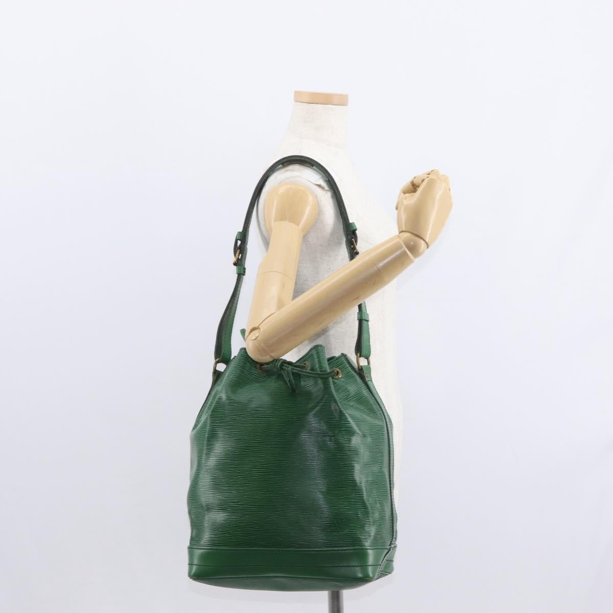 Louis Vuitton Noe Handbag Epi Leather Green Leather Shoulder Bag
