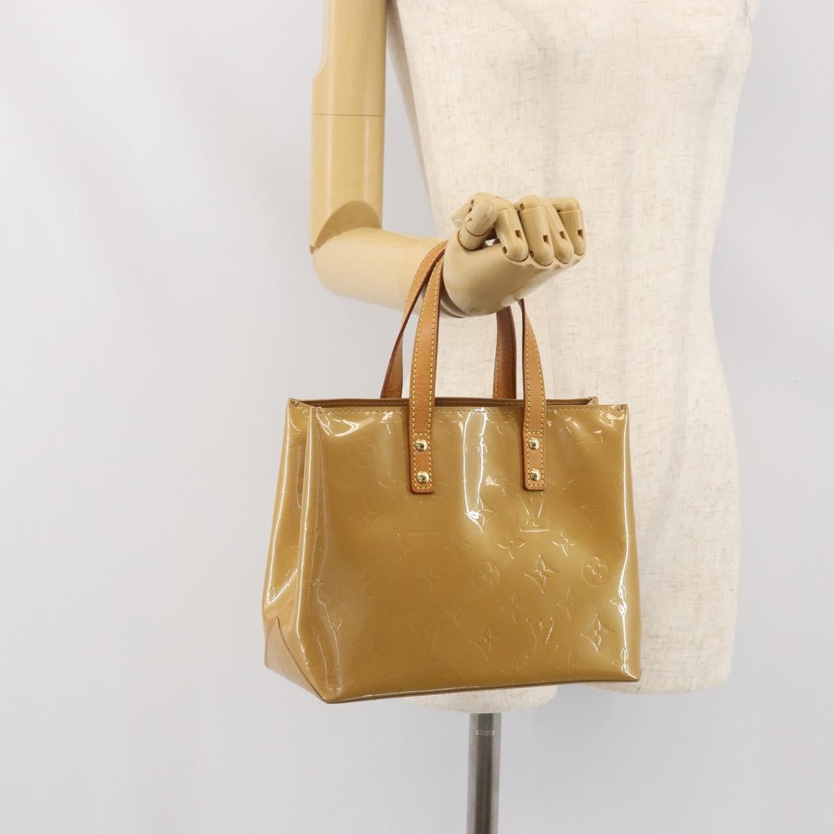 Louis Vuitton Reade Handbag Monogram Vernis Beige Patent_Leather Handbag