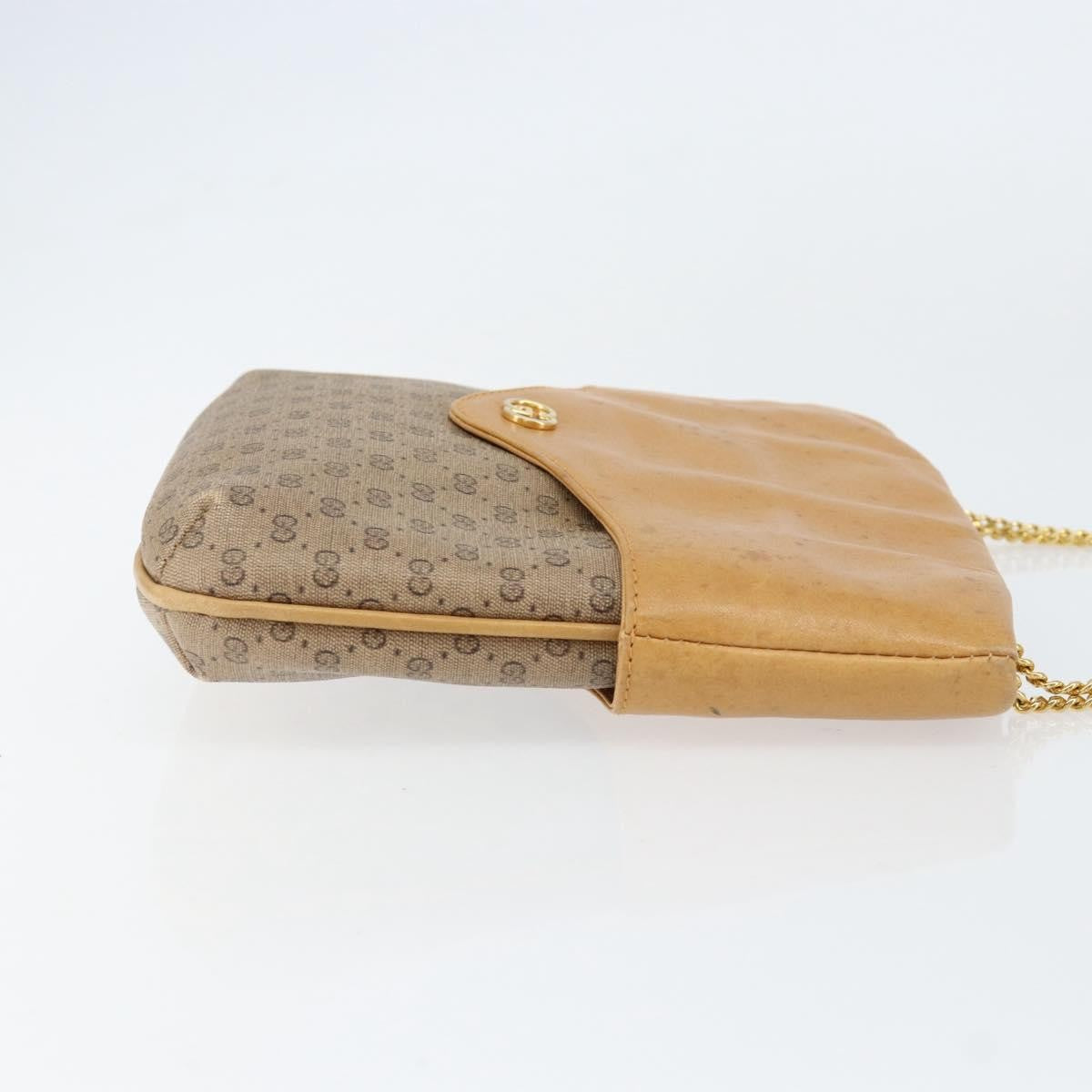Gucci Micro Gg Supreme Shoulder Bag Gg Canvas Beige Pvc Shoulder Bag Bag (Pre-Owned)