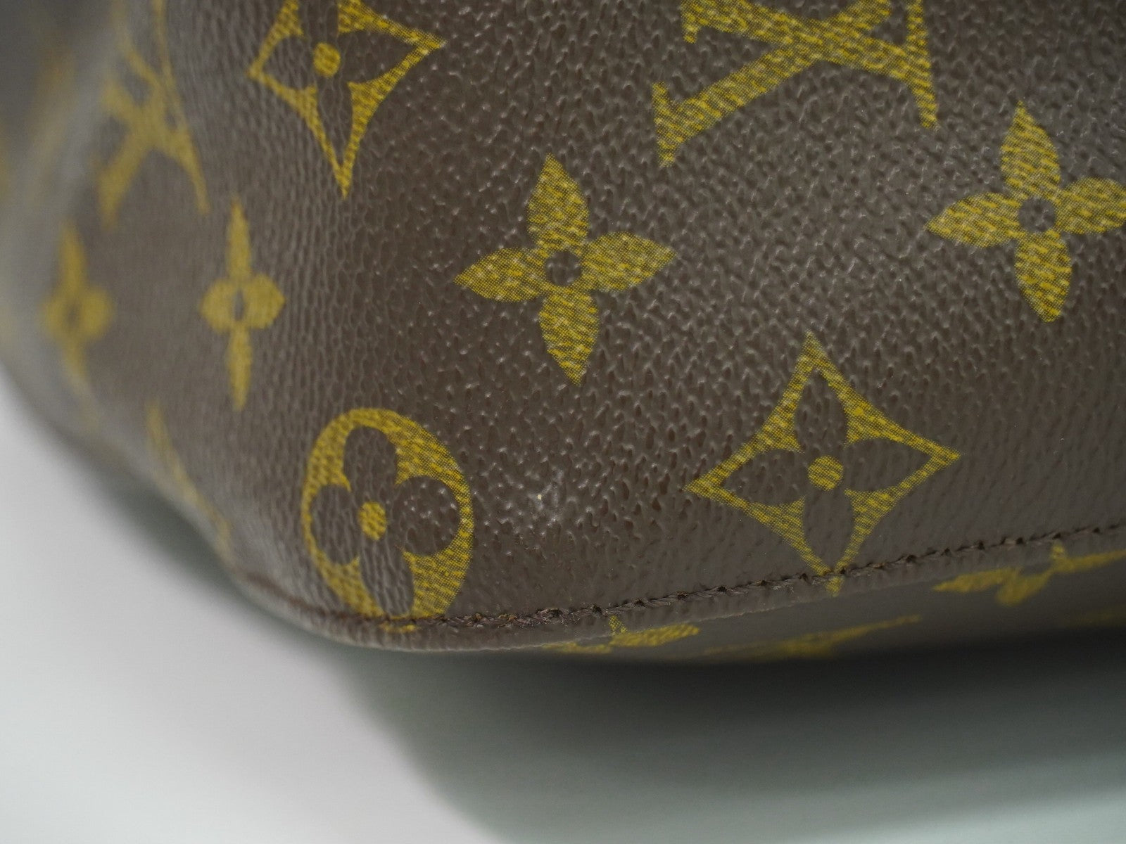 Louis Vuitton Monogram Looping Handbag Monogram Canvas Brown Canvas Shoulder Bag