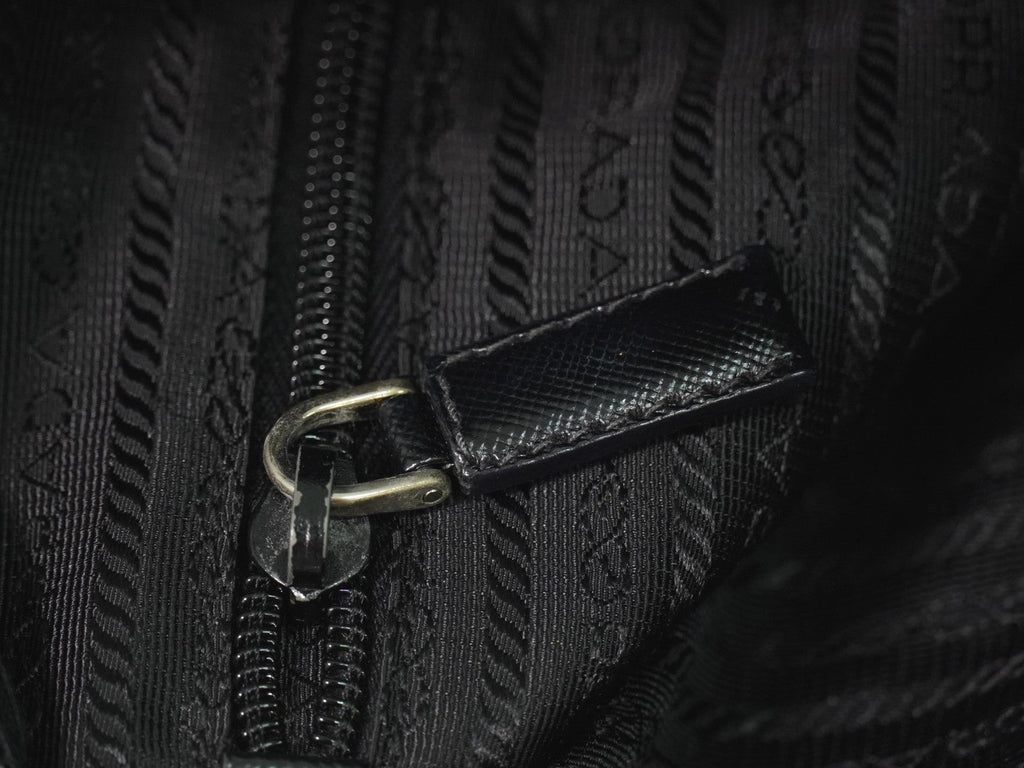 Prada Flat Messenger Bag Tessuto Black Nylon Shoulder Bag Bag