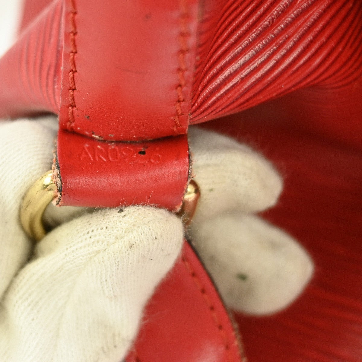 Louis Vuitton Noe Handbag Epi Leather Red Leather Shoulder Bag