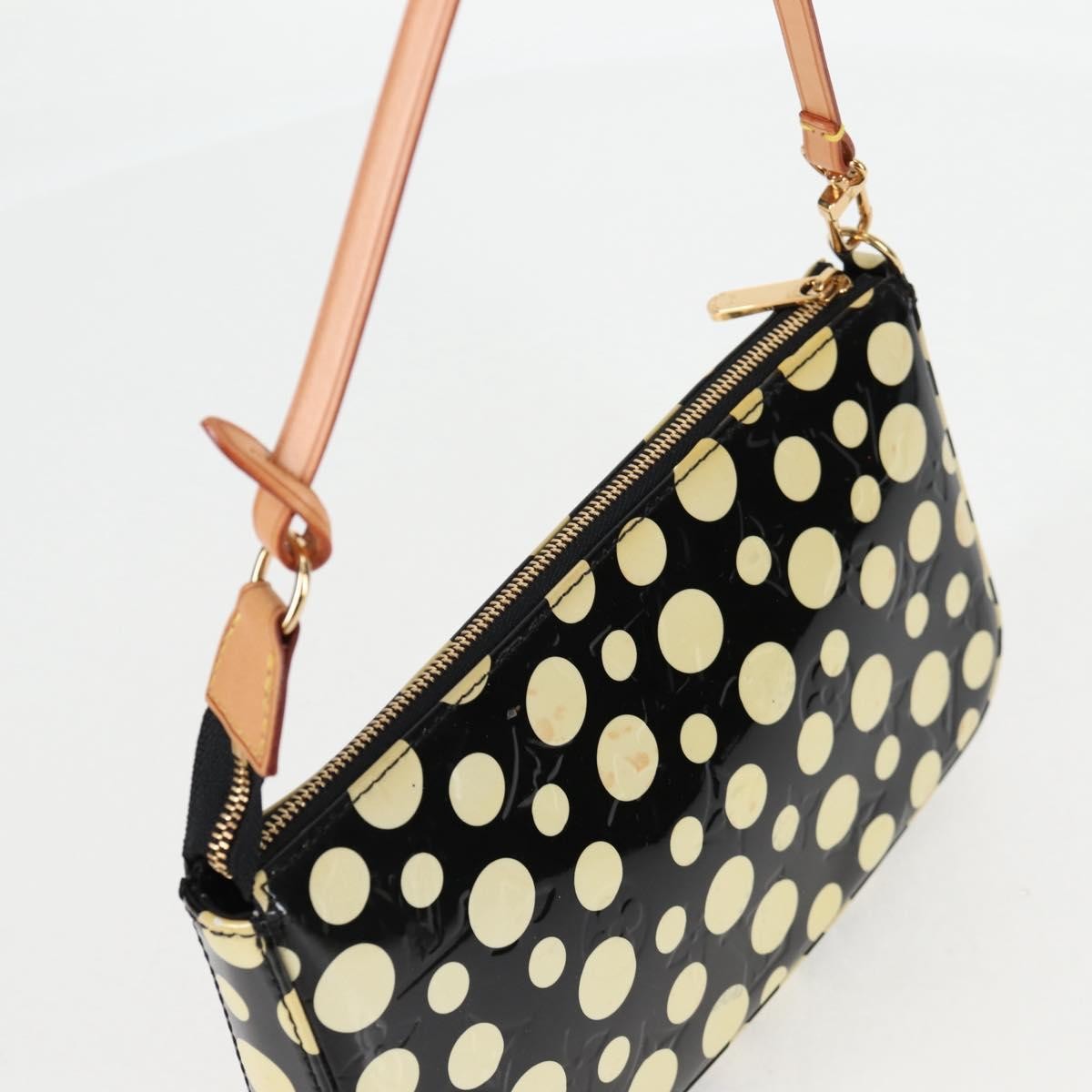 Louis Vuitton Pochette Accessoires Nm Kusama Infinity Dots Monogram Vernis Black Patent_Leather Clutche & Pouche Bag
