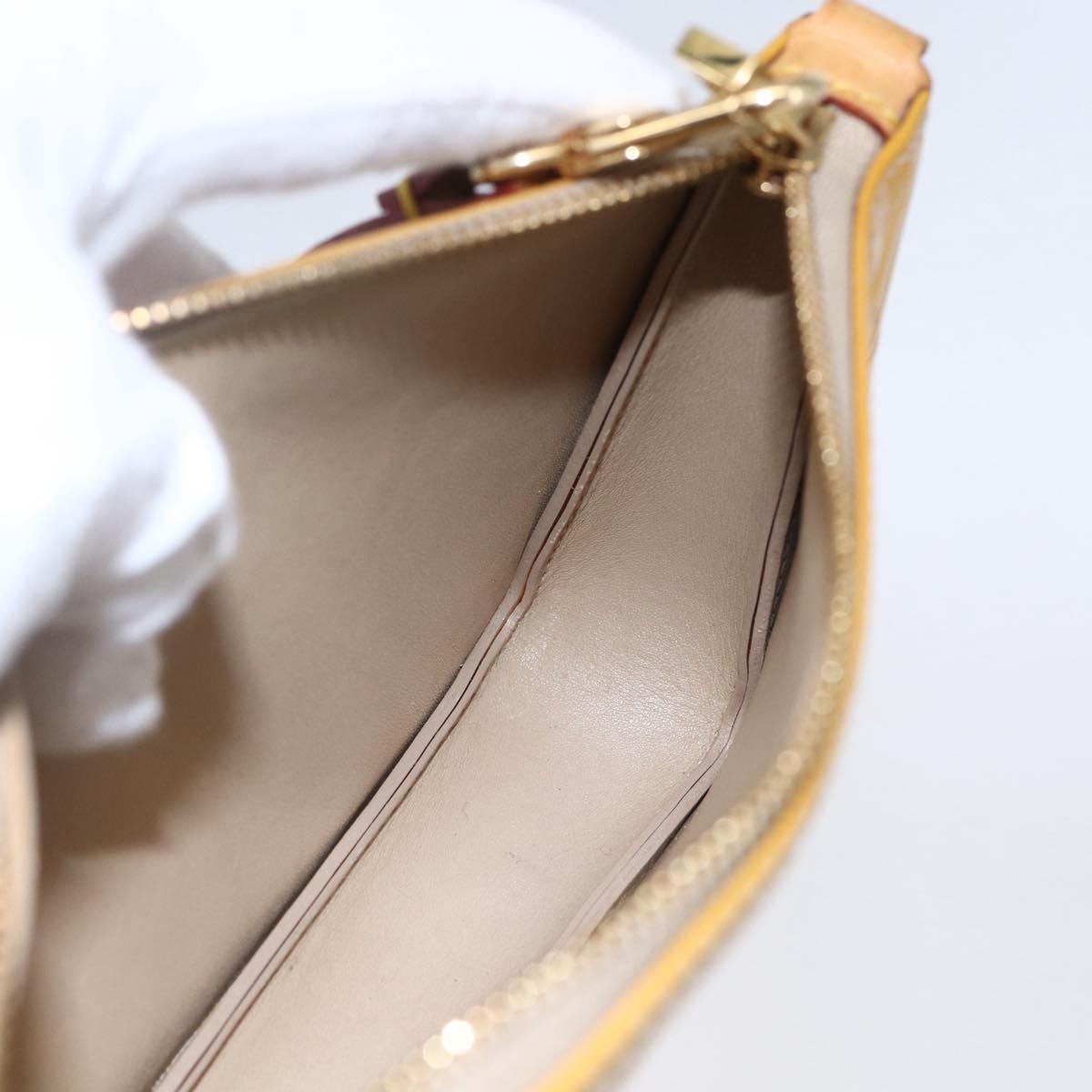 Louis Vuitton Lexington Pochette Monogram Vernis Beige Patent_Leather Clutche & Pouche Bag