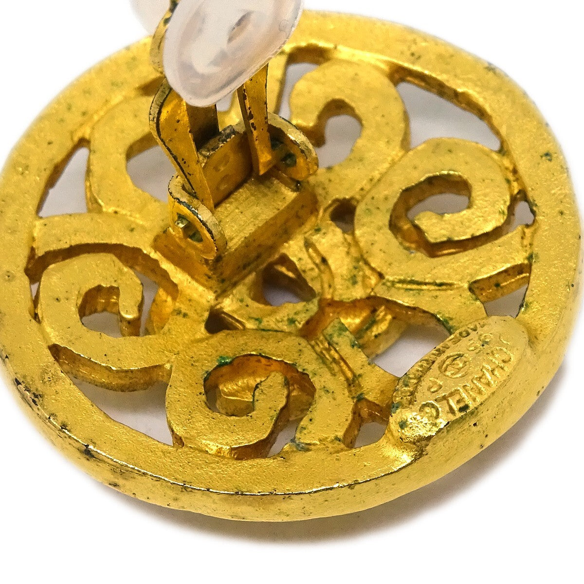 Chanel Vintage Cc Round Clip-On Earrings Metal Gold Gold_Plated Earrings Jewelry