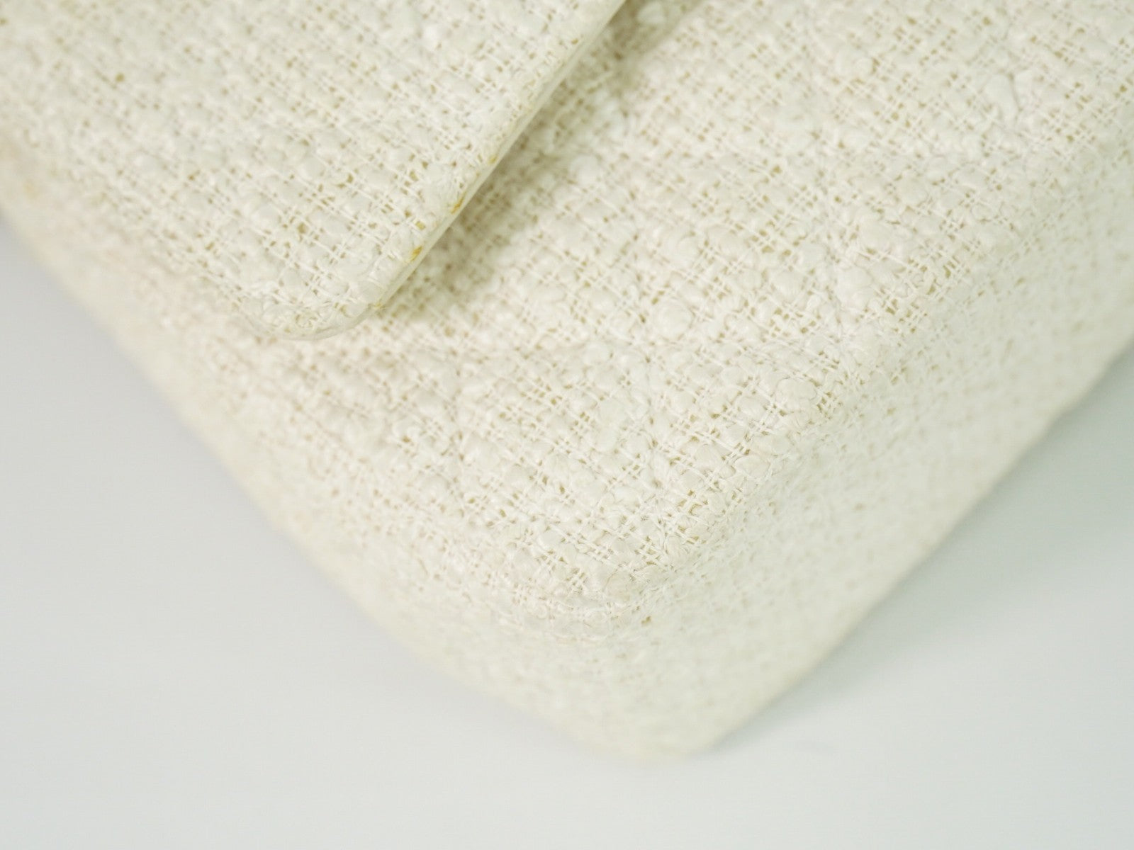 Chanel Timeless - Classic Double Flap Bag Quilted Tweed White Tweed Handbag