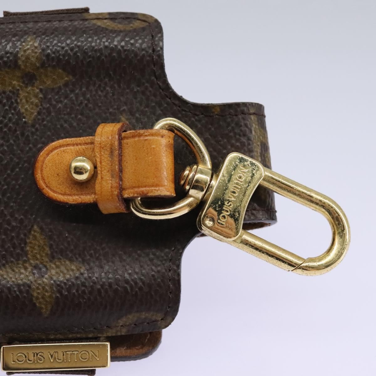 Louis Vuitton Étui Téléphone Monogram Canvas Brown Canvas Tech Accessory Accessory