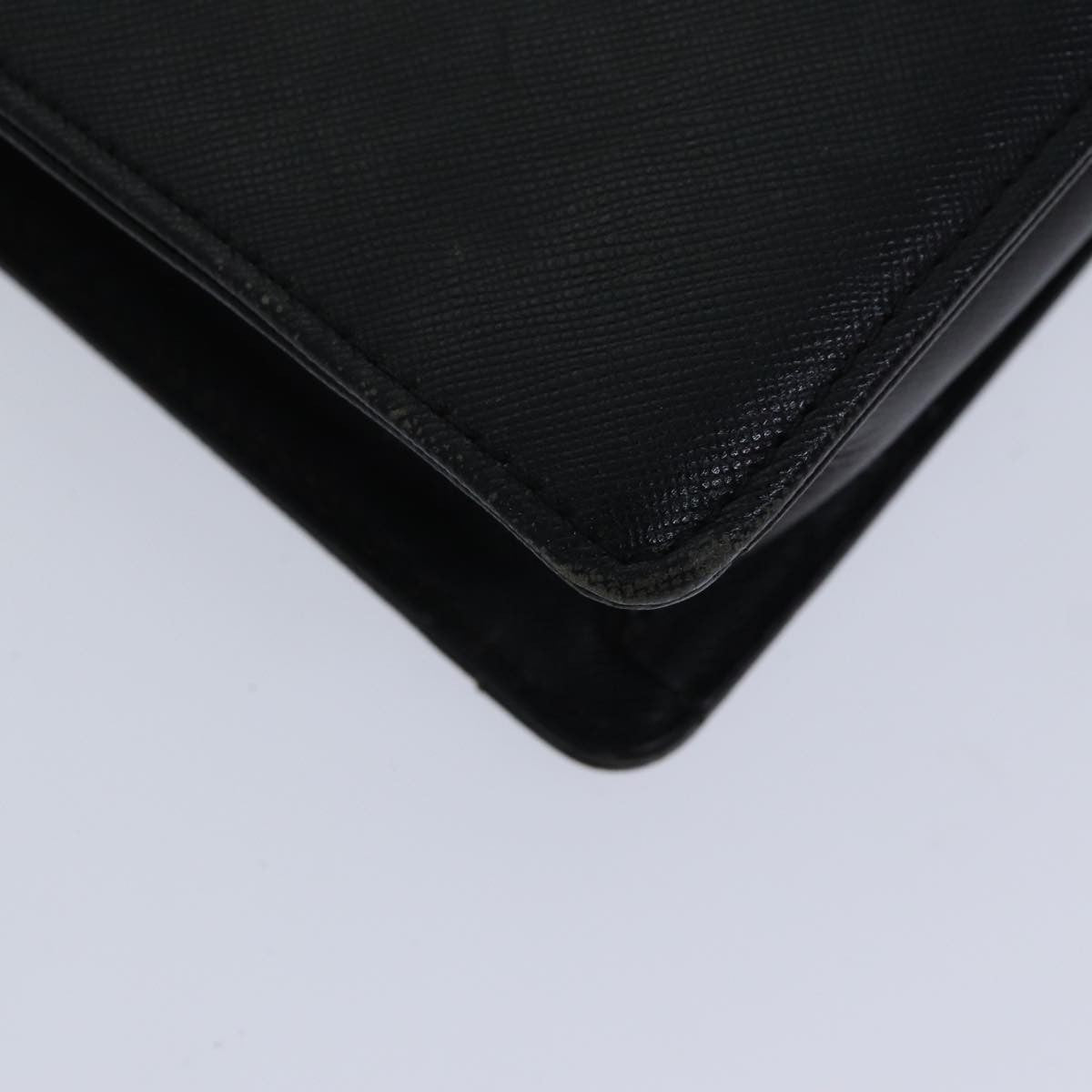 Burberry Vintage Pouch Leather Black Leather Clutche & Pouche Bag