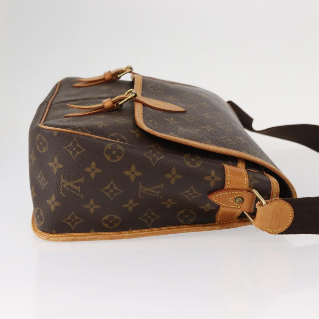 Louis Vuitton Sac Gibeciere Messenger Bag Monogram Canvas Brown Canvas Shoulder Bag