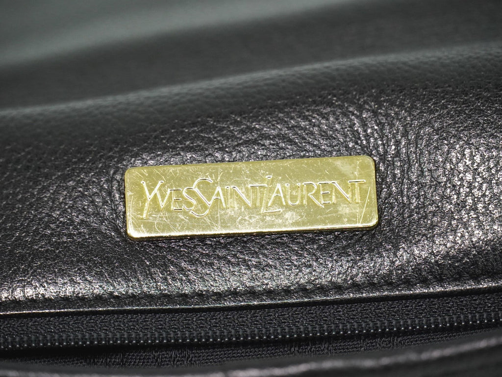 Saint Laurent Vintage Shoulder Bag Leather Black Leather Shoulder Bag Bag (Pre-Owned)
