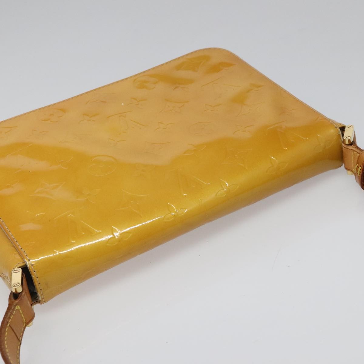 Louis Vuitton Thompson Street Handbag Monogram Vernis Beige Patent_Leather Bag