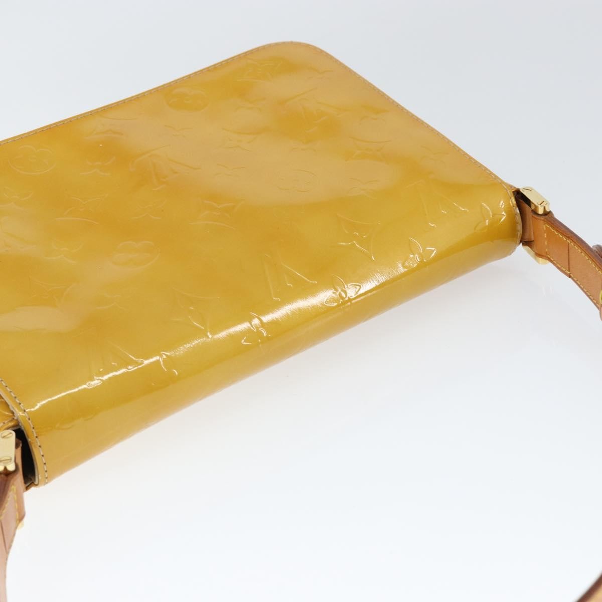 Louis Vuitton Thompson Street Handbag Monogram Vernis Beige Patent_Leather Shoulder Bag