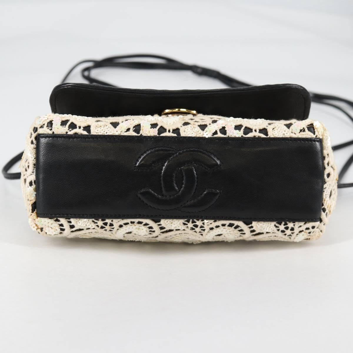 Chanel Floral Cc Flap Bag Leather White Leather Shoulder Bag Bag