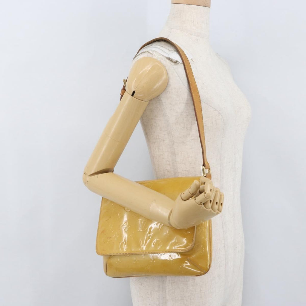 Louis Vuitton Thompson Street Handbag Monogram Vernis Beige Patent_Leather Shoulder Bag