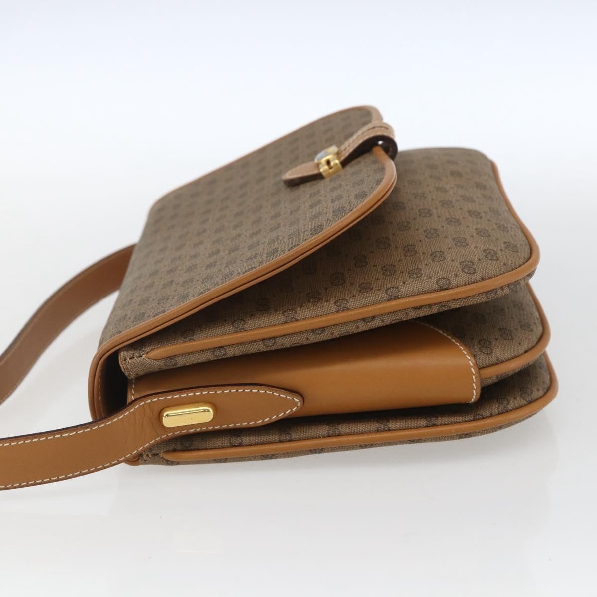 Gucci Micro Gg Supreme Shoulder Bag Gg Canvas Beige Canvas Shoulder Bag Bag (Pre-Owned)
