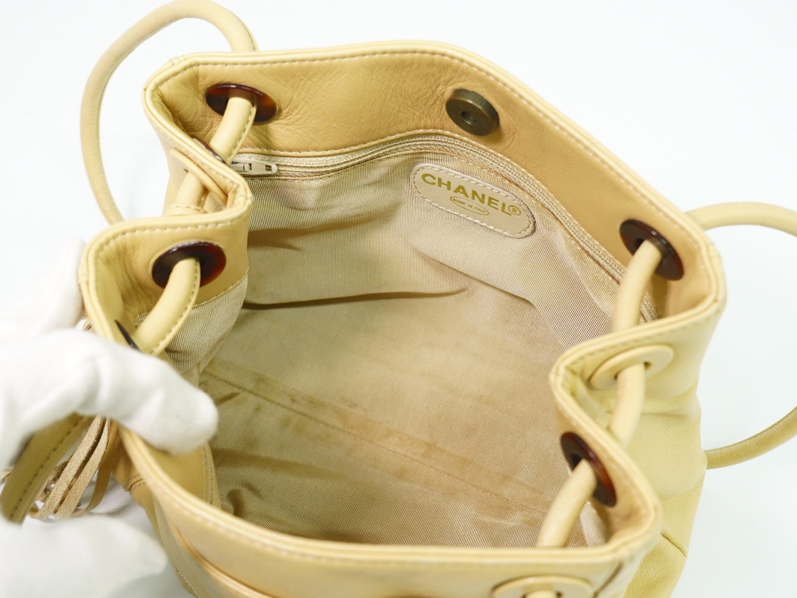 Chanel Vintage Cc Tassel Shoulder Bag Lambskin Beige Leather Shoulder Bag Bag