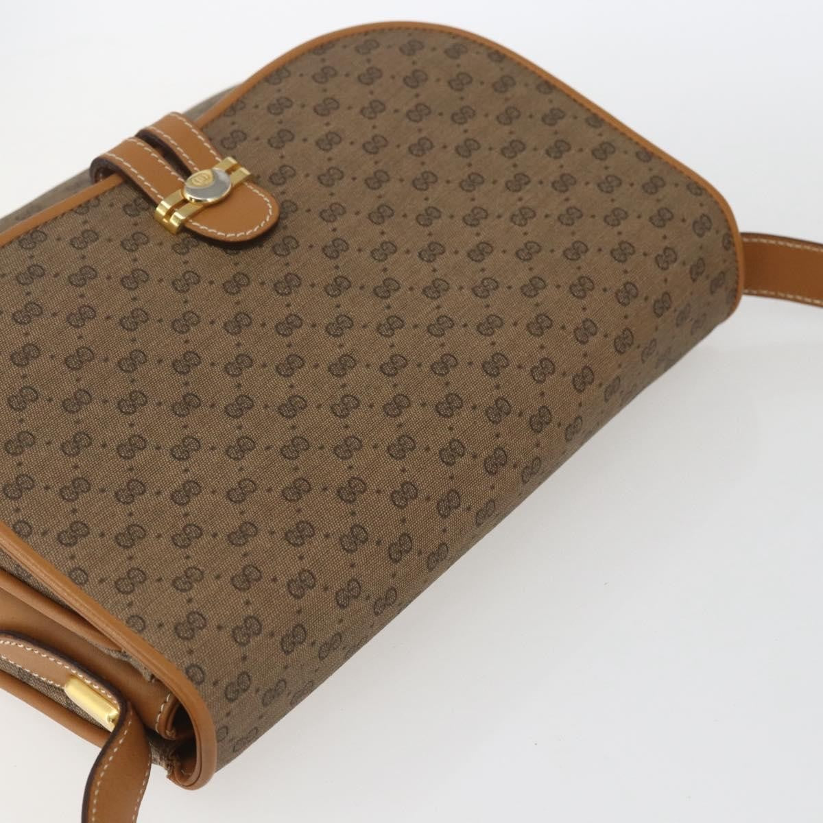 Gucci Micro Gg Supreme Shoulder Bag Gg Canvas Beige Canvas Shoulder Bag Bag (Pre-Owned)