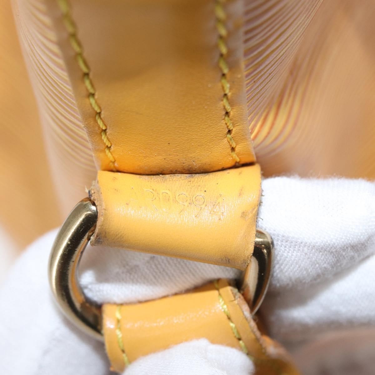 Louis Vuitton Noe Handbag Epi Leather Yellow Leather Shoulder Bag