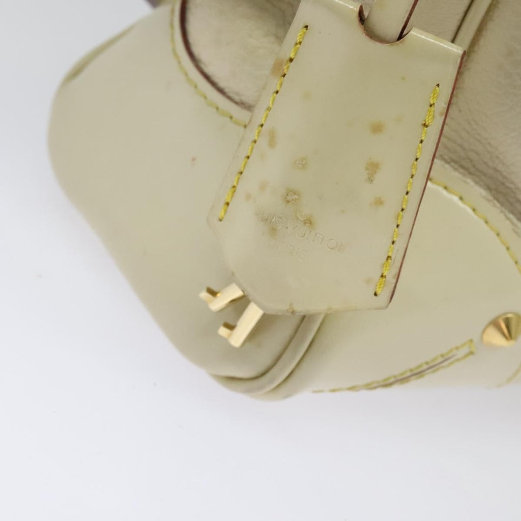 Louis Vuitton Suhali L'essentiel Handbag Leather White Leather Shoulder Bag