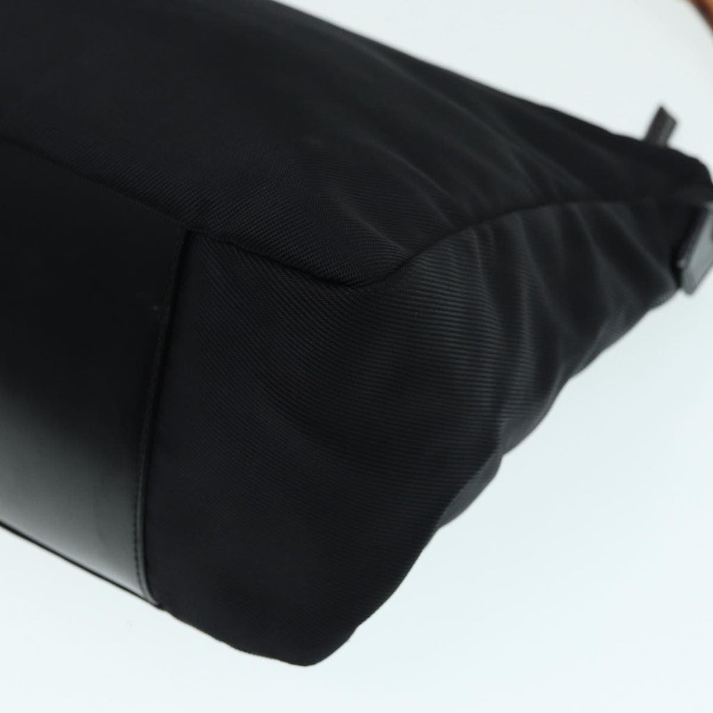 Gucci Vintage Bamboo Handle Bag Nylon Black Nylon Handbag (Pre-Owned)