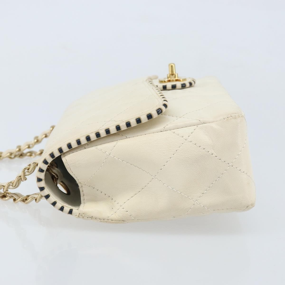 Chanel Vintage Punched Edge Classic Single Flap Bag Quilted Lambskin White Leather Shoulder Bag Bag