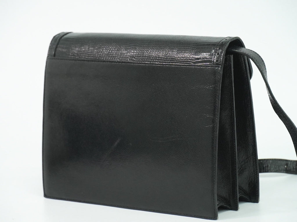 Saint Laurent Vintage Shoulder Bag Leather Black Leather Shoulder Bag Bag (Pre-Owned)