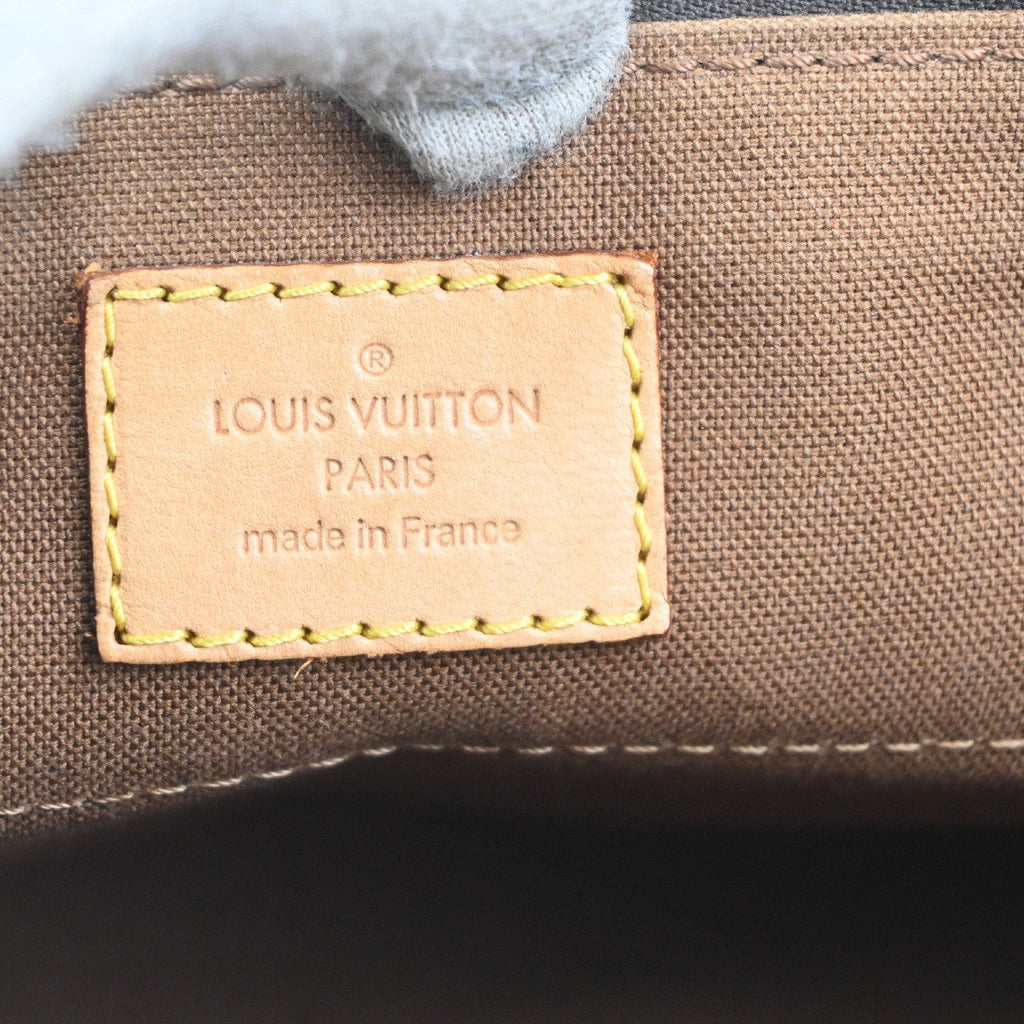 Louis Vuitton Popincourt Shoulder Bag Monogram Canvas Brown Canvas Shoulder Bag