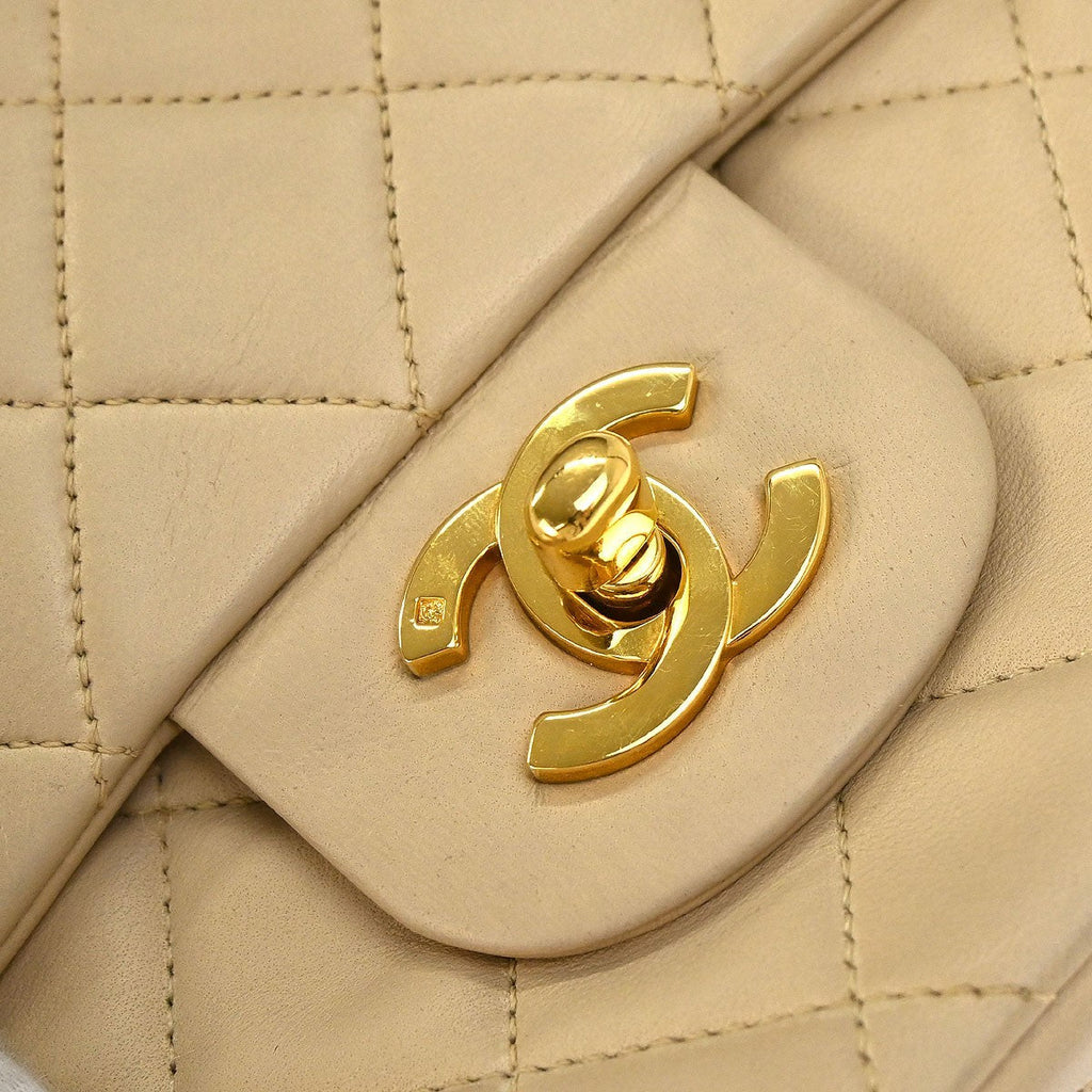 Chanel Vintage Classic Double Flap Bag Quilted Lambskin Beige Leather Shoulder Bag Bag
