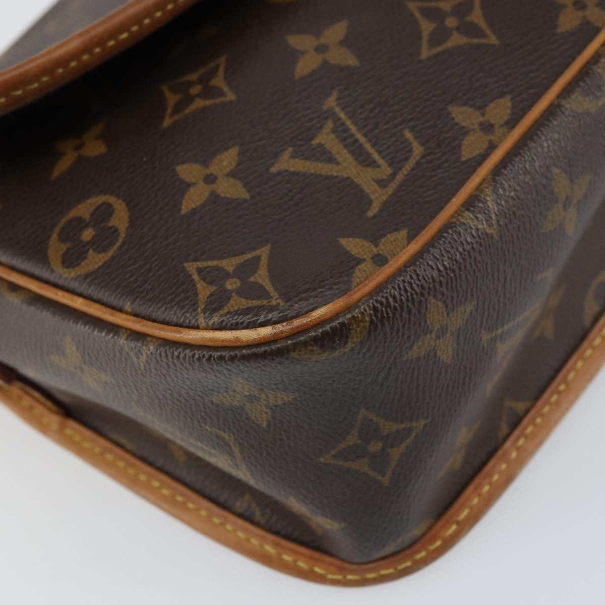 Louis Vuitton Sologne Handbag Monogram Canvas Brown Canvas Shoulder Bag