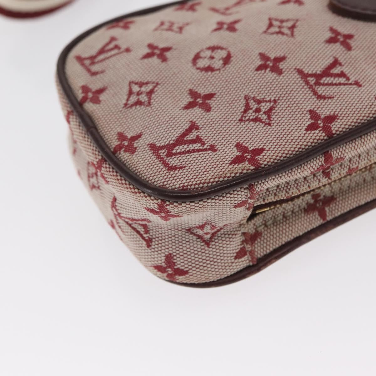 Louis Vuitton Camera Bag Mini Lin Red Canvas Clutche & Pouche Bag