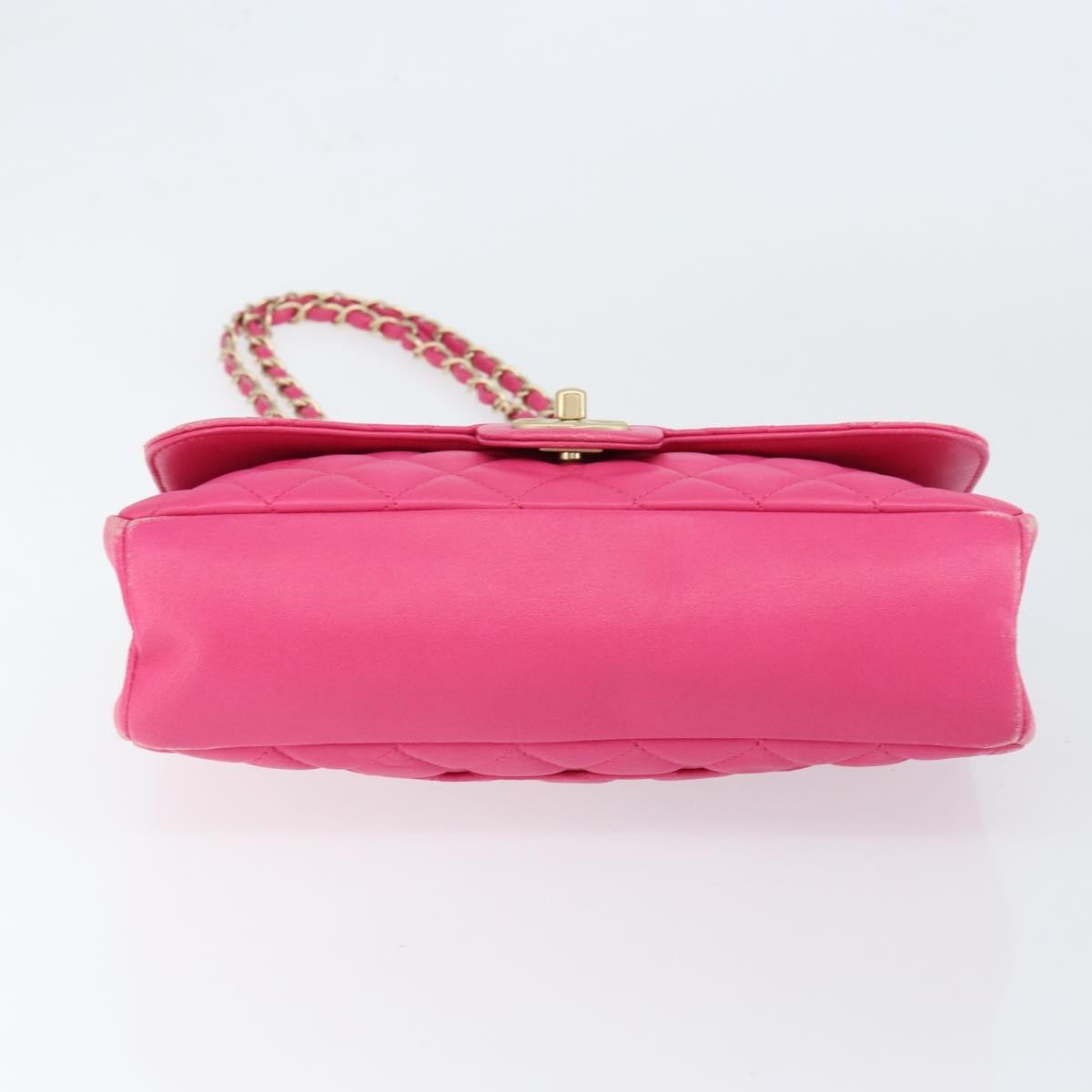 Chanel Mademoiselle Chic Flap Bag Quilted Lambskin Pink Leather Shoulder Bag Bag