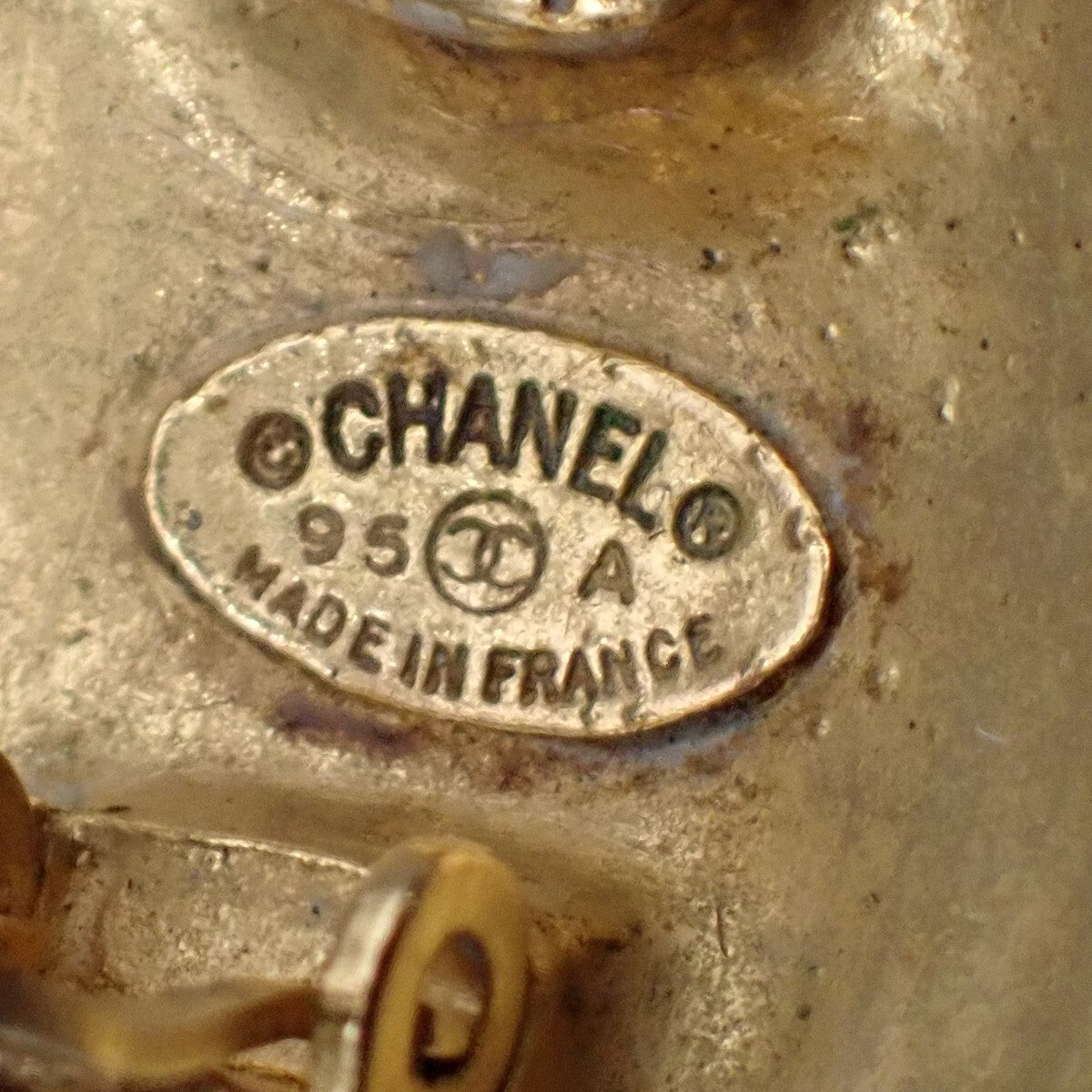 Chanel Vintage Cc Round Clip-On Earrings Metal Gold Gold_Plated Earrings Jewelry