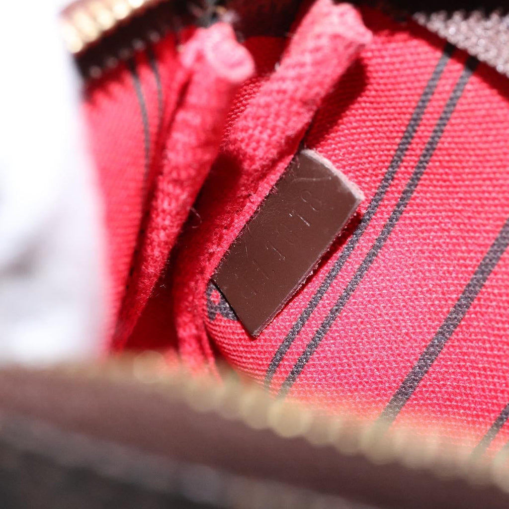 Louis Vuitton Pochette Accessoires Limited Edition Damier Brown Canvas Clutche & Pouche Bag