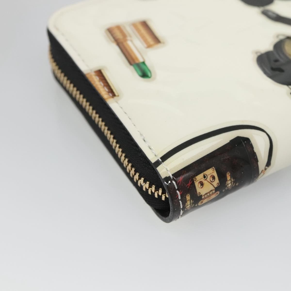 Louis Vuitton Nicolas Ghesquière Zippy Wallet Patent Monogram White Patent_Leather Wallets Accessory
