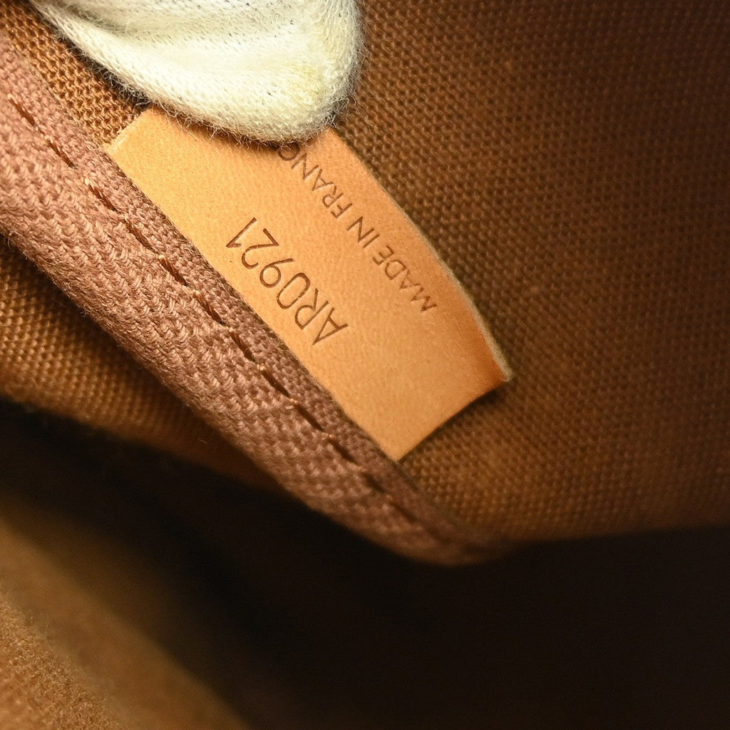 Louis Vuitton Saumur Handbag Monogram Canvas Brown Canvas Shoulder Bag
