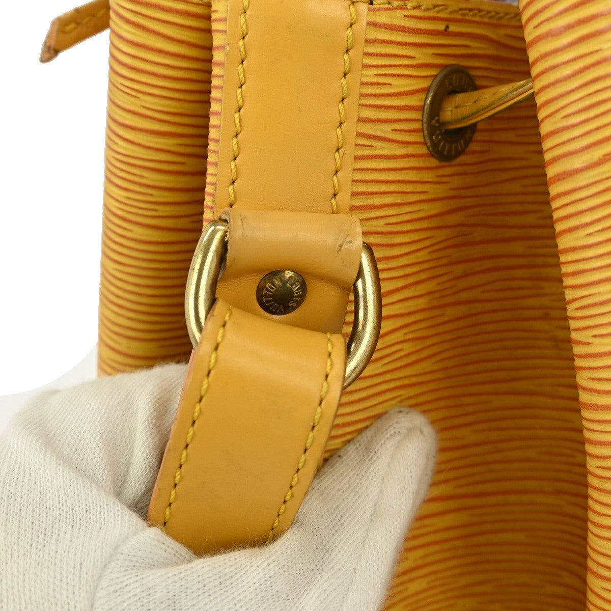 Louis Vuitton Petit Noe Handbag Epi Leather Yellow Leather Shoulder Bag