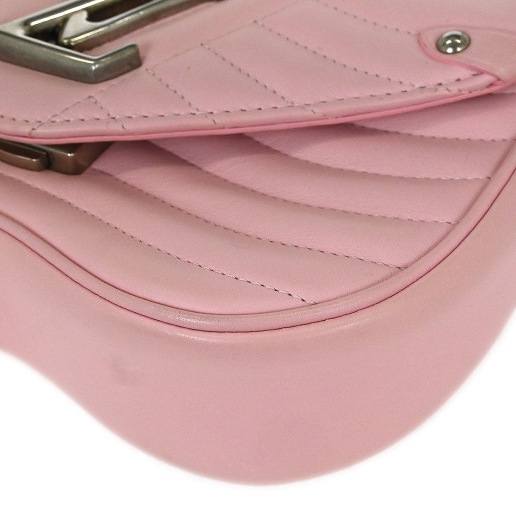 Louis Vuitton New Wave Chain Bag Quilted Leather Pink Leather Shoulder Bag