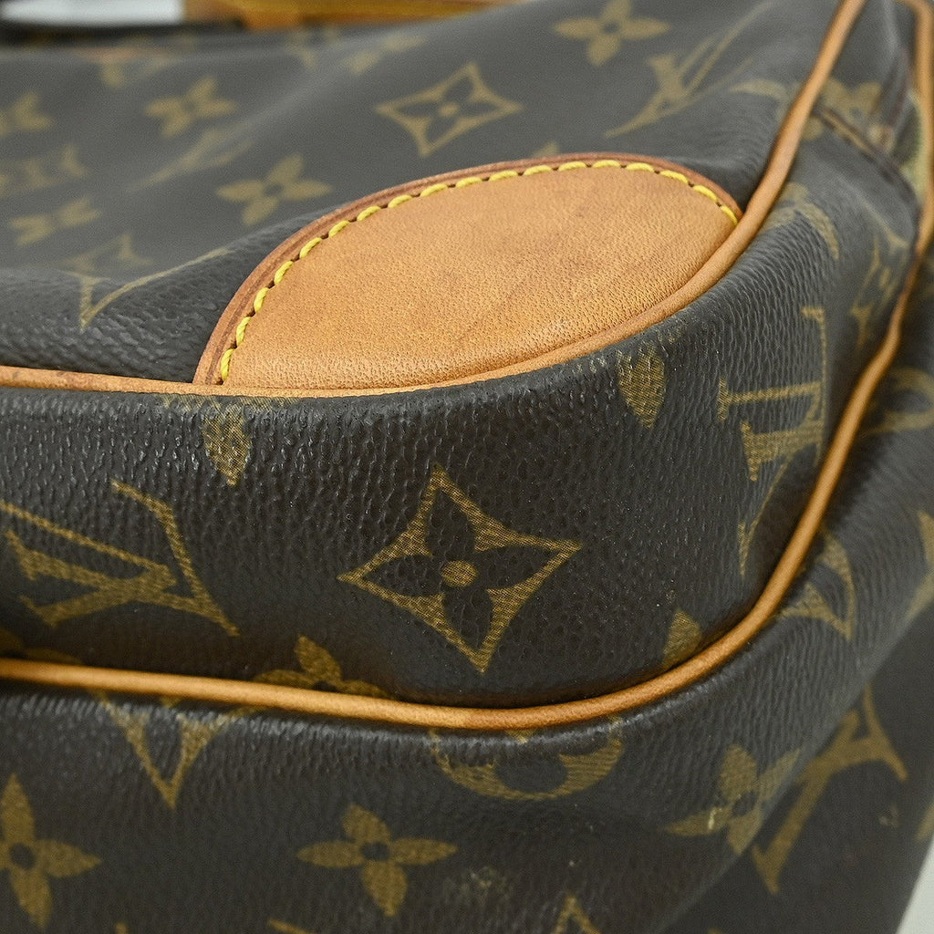 Louis Vuitton Nil Messenger Bag Monogram Canvas Brown Canvas Shoulder Bag