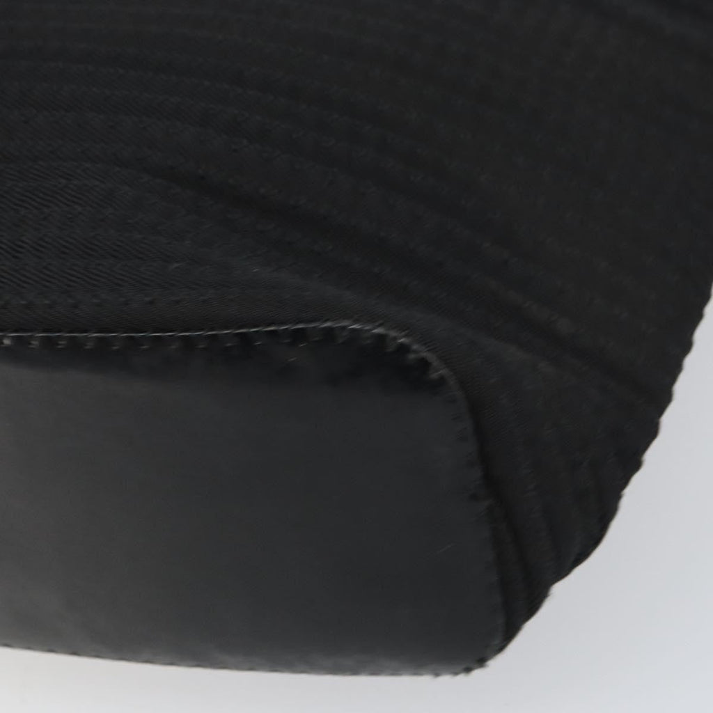Gucci Vintage Bamboo Handle Bag Nylon Black Nylon Tote Bag Bag (Pre-Owned)
