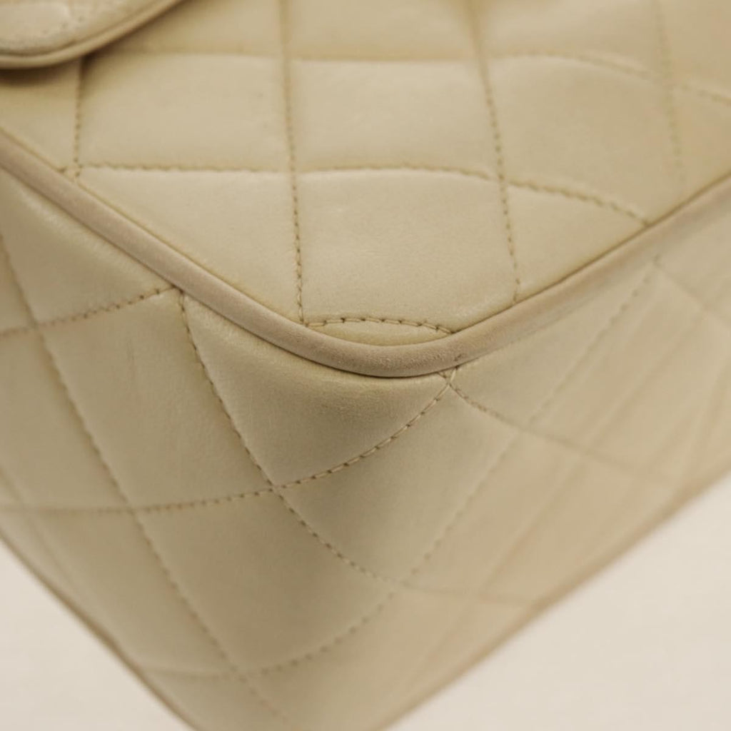 Chanel Chain Flap Shoulder Bag Quilted Lambskin Beige Leather Shoulder Bag Bag