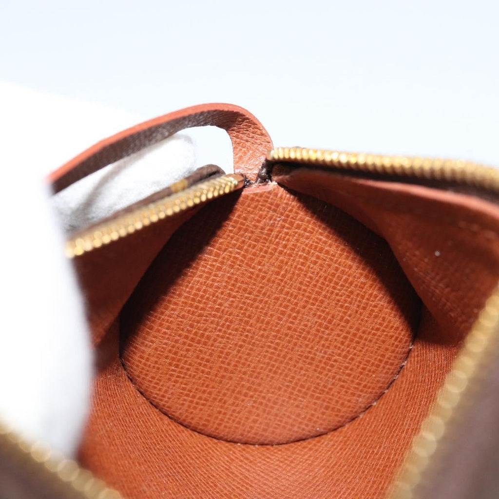 Louis Vuitton Papillon Pochette Monogram Canvas Brown Canvas Clutche & Pouche Bag