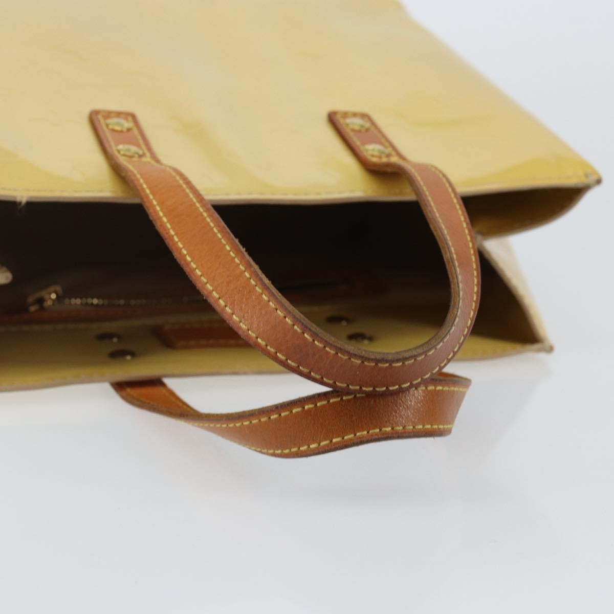 Louis Vuitton Reade Handbag Monogram Vernis Beige Patent_Leather Bag