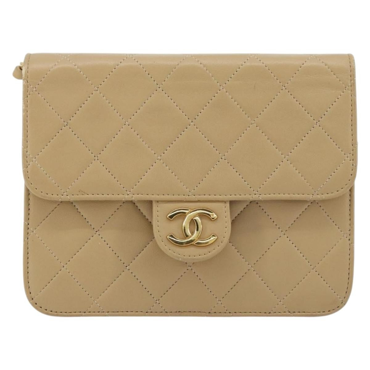 Chanel Vintage Clutch With Chain Quilted Leather Beige Leather Shoulder Bag Bag