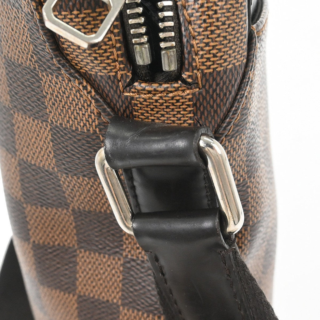 Louis Vuitton Jake Messenger Bag Damier Brown Canvas Shoulder Bag