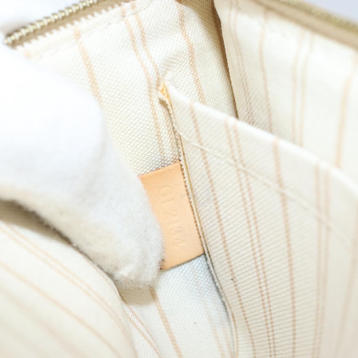 Louis Vuitton Neverfull Pochette Damier White Canvas Clutche & Pouche Bag