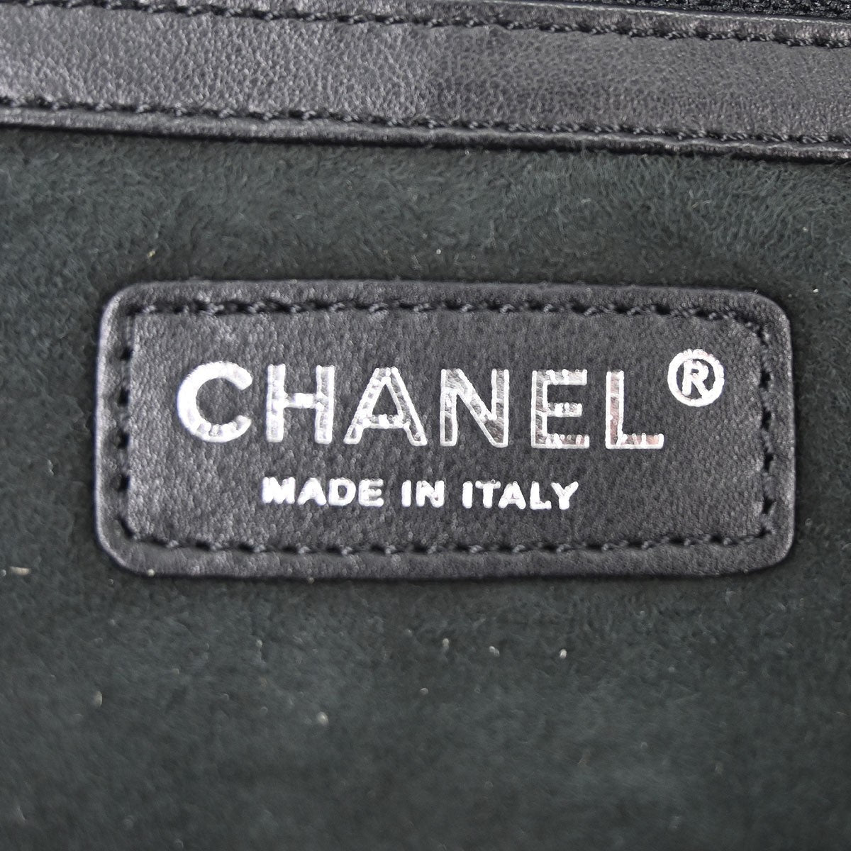 Chanel Vintage Embroidered Cc Chain Tote Quilted Suede And Shearling Black Suede Tote Bag Bag