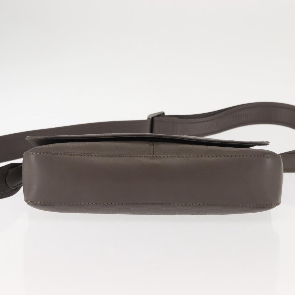 Louis Vuitton District Messenger Bag Damier Infini Leather Gray Leather Shoulder Bag