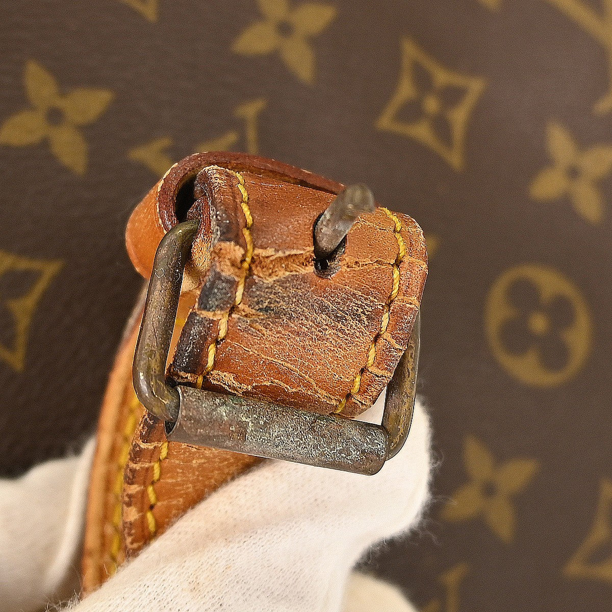Louis Vuitton Keepall Bandouliere Bag Monogram Canvas Brown Canvas Travel Bag